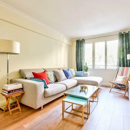 Appartamento Modern Of 47m² In The 17th District *